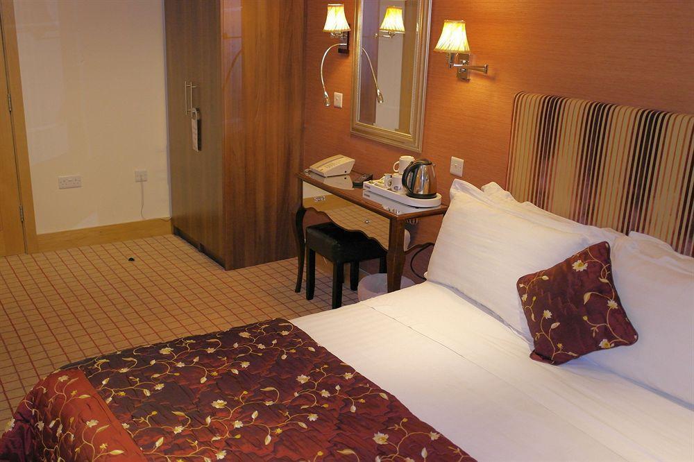 Newcastle Jesmond Hotel ภายนอก รูปภาพ